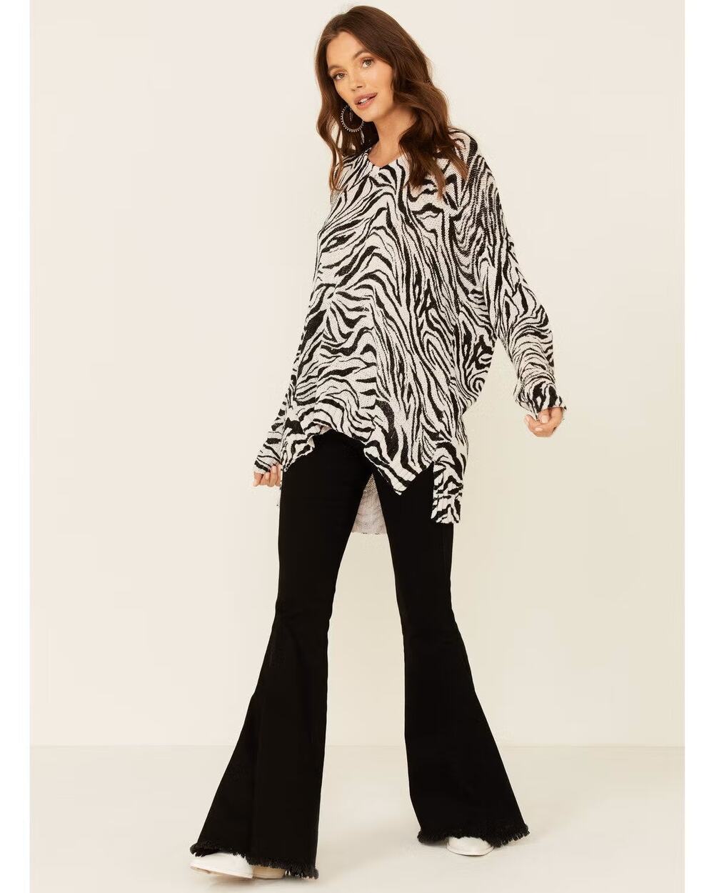 Show Me Your Mumu Hug Me Sweater Coconut Zebra Knit Oversized Women's Medium
